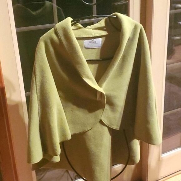 Janka Polartek Mint Green Unique Button Sz OS Jacket Shawl Cape WHEELCHAIR USE‎ - Picture 1 of 10